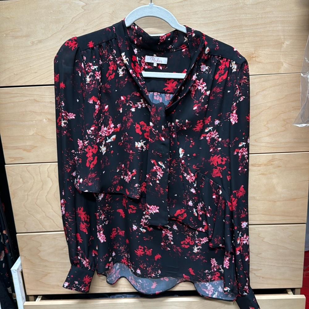 Loose flowy gorgeous blouse